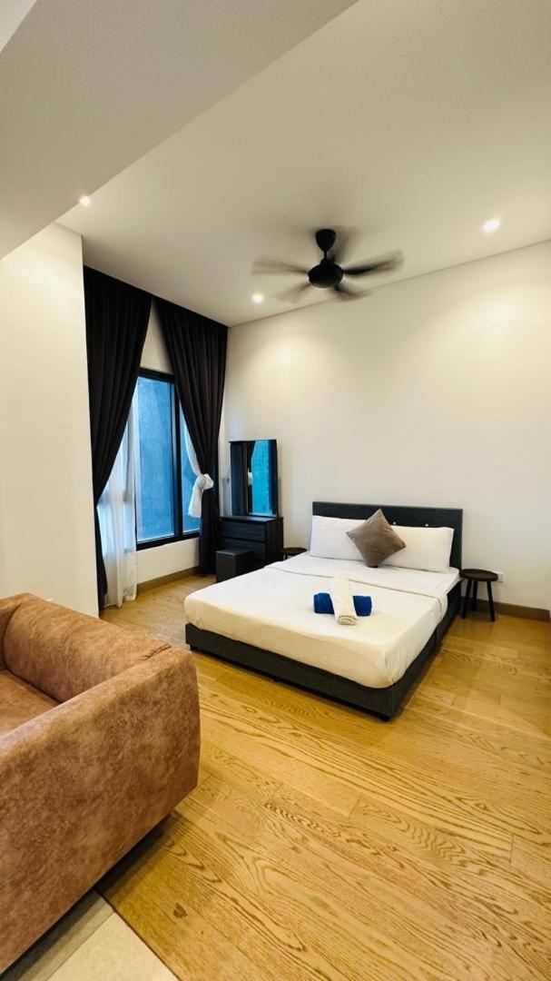 Апартаменты Lucentia Residents At Bbcc Lalaport Bukit Bintang Куала-Лумпур Экстерьер фото