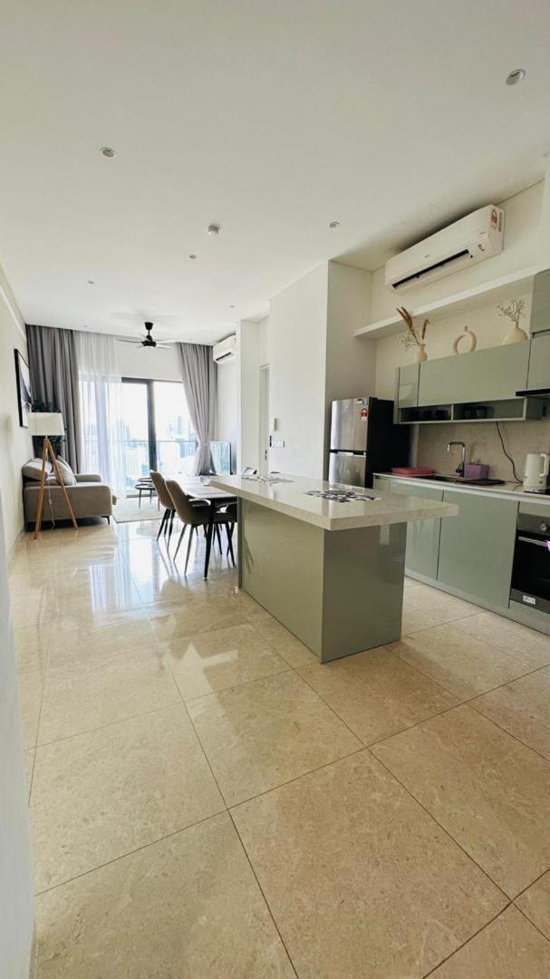 Апартаменты Lucentia Residents At Bbcc Lalaport Bukit Bintang Куала-Лумпур Экстерьер фото