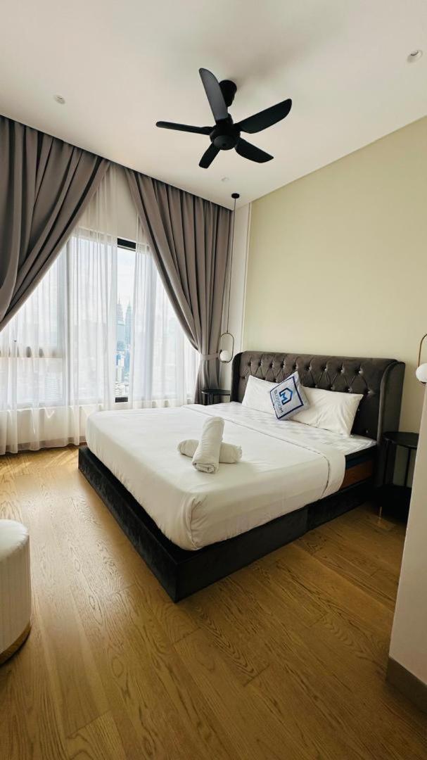 Апартаменты Lucentia Residents At Bbcc Lalaport Bukit Bintang Куала-Лумпур Экстерьер фото
