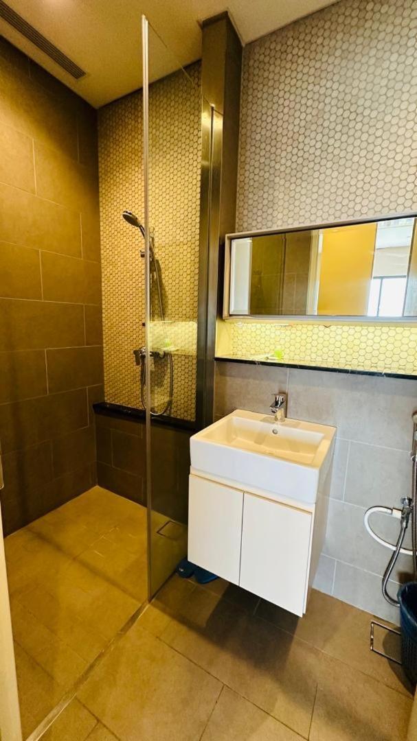 Апартаменты Lucentia Residents At Bbcc Lalaport Bukit Bintang Куала-Лумпур Экстерьер фото