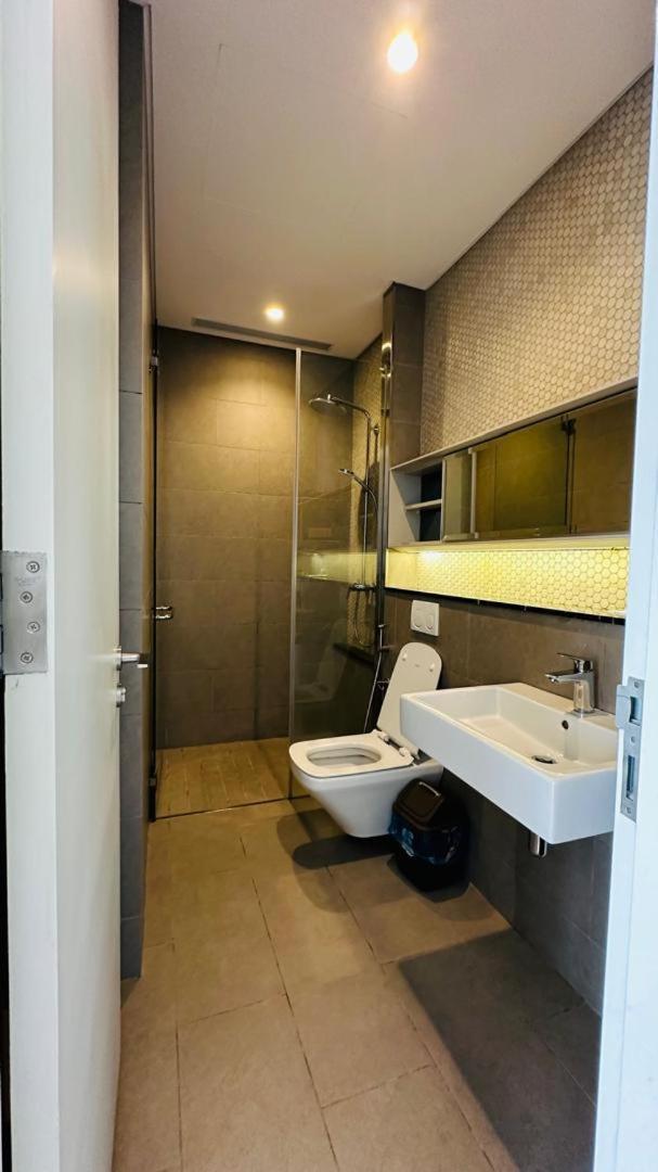 Апартаменты Lucentia Residents At Bbcc Lalaport Bukit Bintang Куала-Лумпур Экстерьер фото
