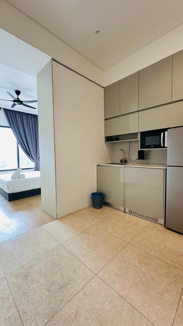 Апартаменты Lucentia Residents At Bbcc Lalaport Bukit Bintang Куала-Лумпур Экстерьер фото