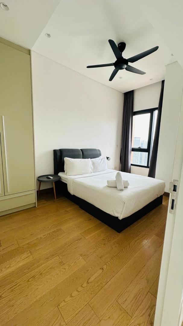 Апартаменты Lucentia Residents At Bbcc Lalaport Bukit Bintang Куала-Лумпур Экстерьер фото