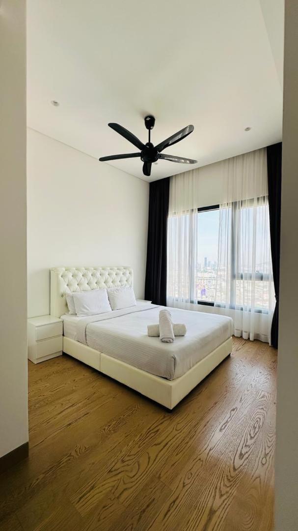 Апартаменты Lucentia Residents At Bbcc Lalaport Bukit Bintang Куала-Лумпур Экстерьер фото